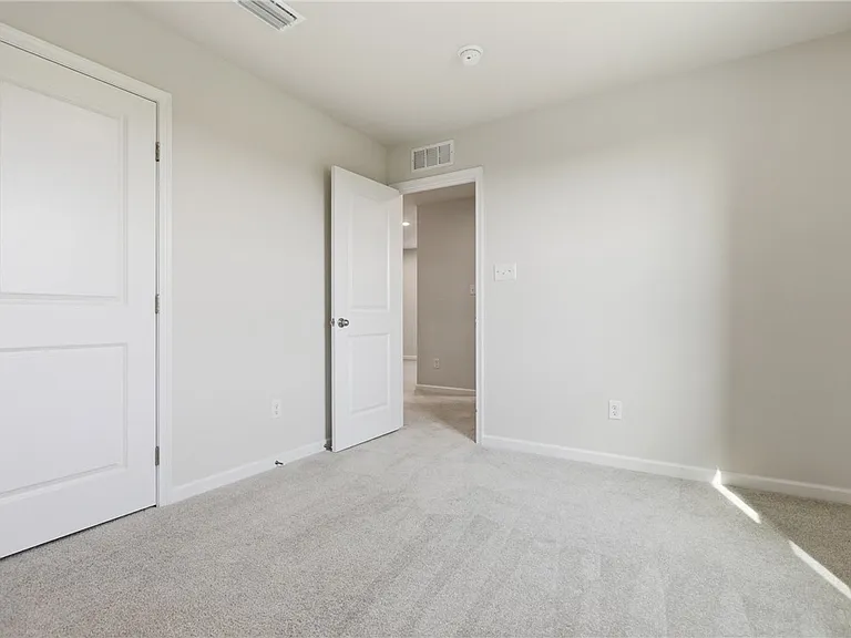 309 Arden Dr — Photo 31
