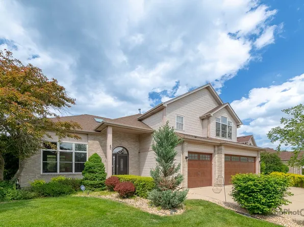 674 Goldenrod Dr, Bolingbrook, IL 60440