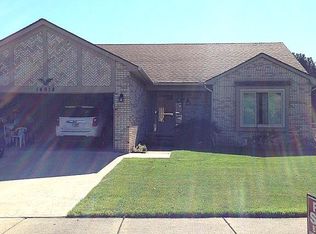 14918 Jacobs Dr, Warren, MI