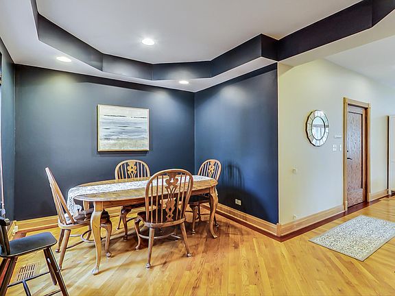 5th image of 4041 N Kilbourn Ave #1N
