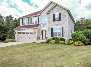 663 Glenbrook Rd, Crystal Lake, IL 60012