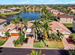 8657 Sumner Ave, Fort Myers, FL 33908