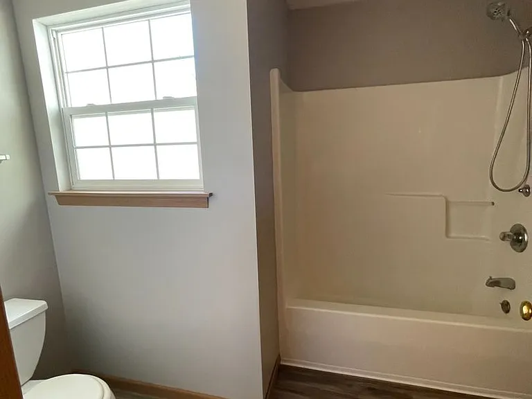 3368 Edison Dr — Photo 14