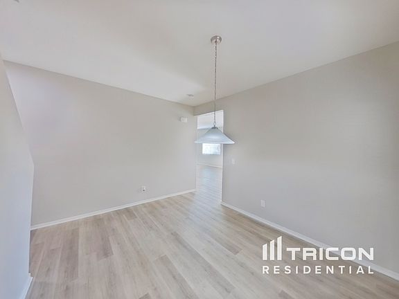 4th image of 7924 Bartlett Peak St