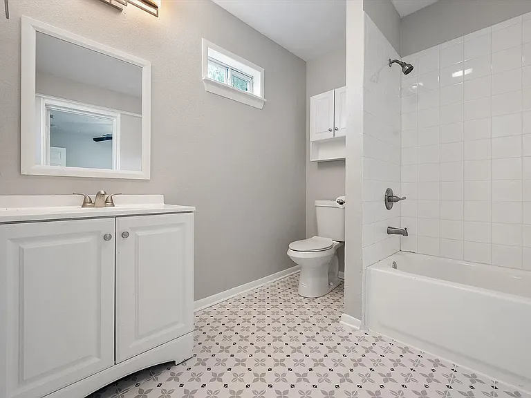 3504 Rogers Ave — Photo 8