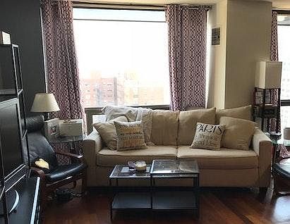 3rd image of 4343 N Clarendon Ave Floor 23
