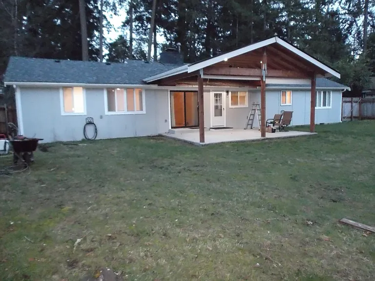 12010 Woodbine Ln SW — Photo 11