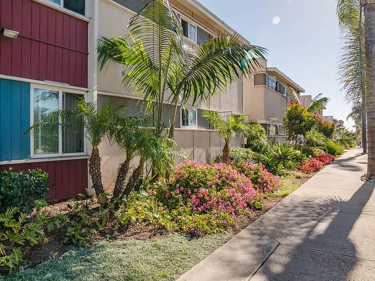 343 Palm Ave #K — Photo 9
