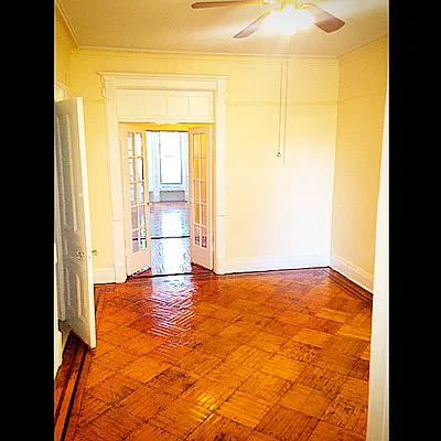 Rented by Flateau Realty | media 18