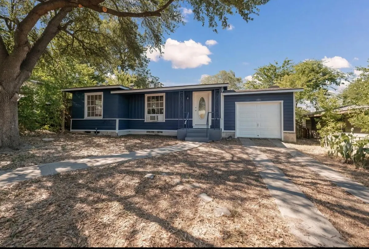 Building Photo - 306 Sumner Dr