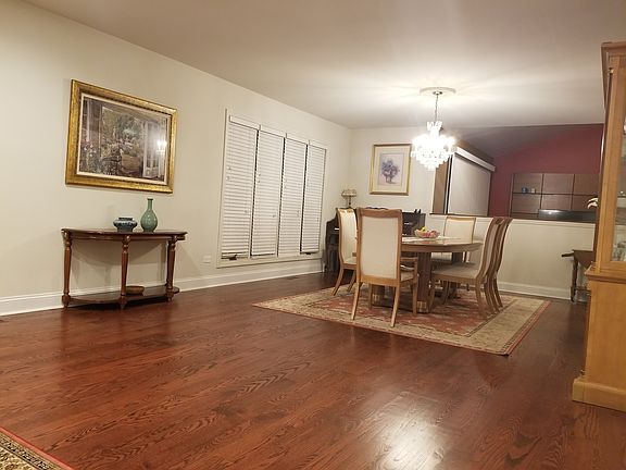 4th image of 133 Castle Rock Ln