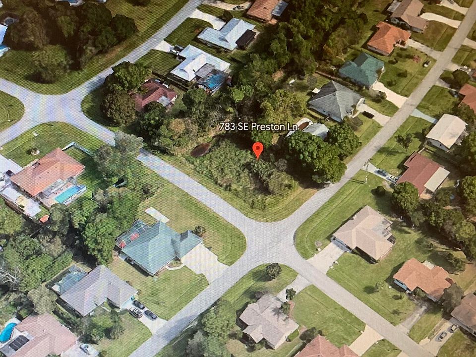 1st image of 783 SE Preston Lane
