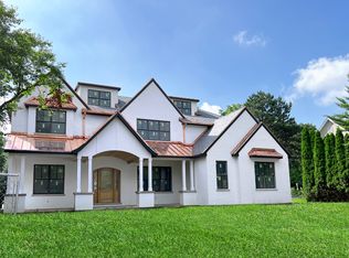 320 Princeton Rd, Hinsdale, IL 60521