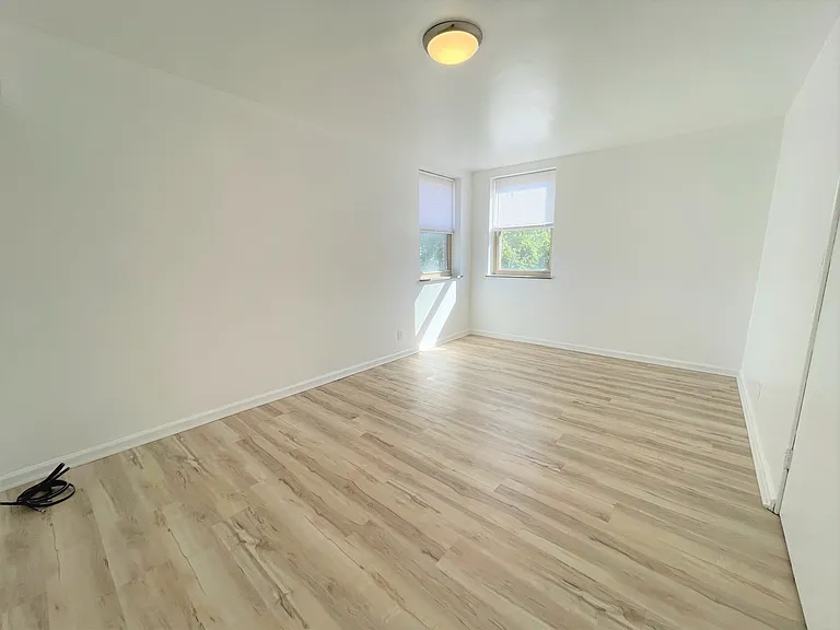 5710 Phillips Ave #A16 — Photo 55