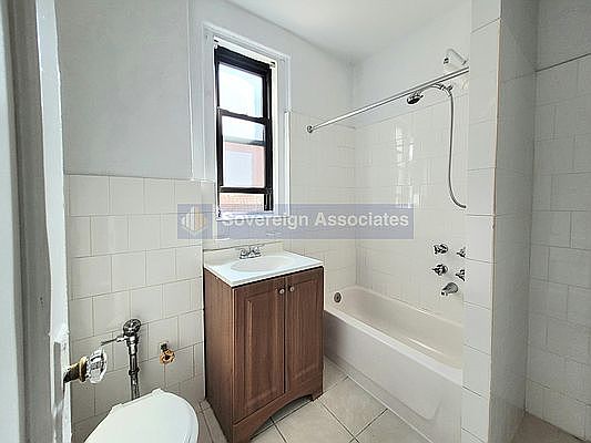 4th image of 106 Cabrini Blvd APT 5C