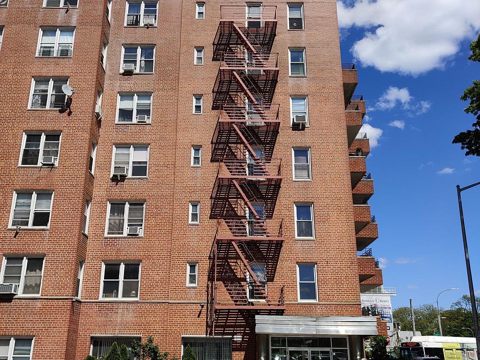1st image of 3311 Shore Pkwy Ofc 2