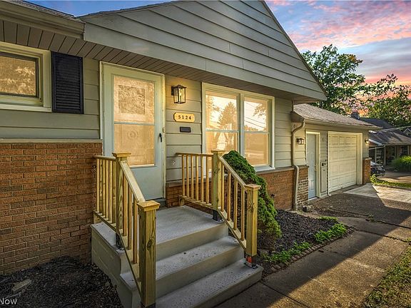 4th image of 5124 Donovan Dr
