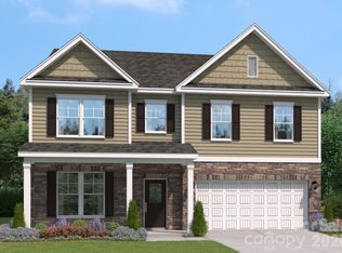 4138 Vista Pine Dr, Charlotte, NC 28215