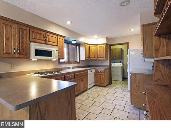 2nd image of 13033 10th St N