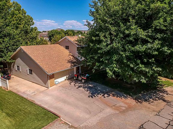 4th image of 2430 W Vineyard Dr