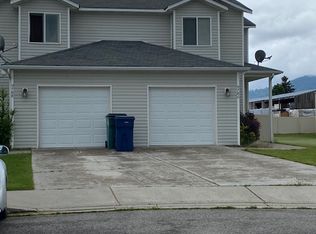 9683 N Eileen Ct, Hayden, ID 83835