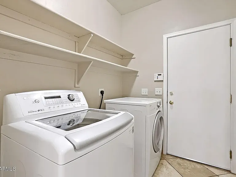 7270 W Gardenia Ave — Photo 4