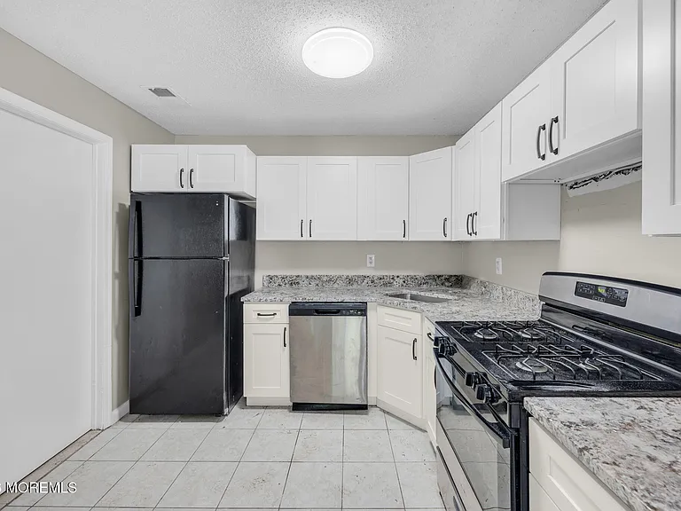 10-5 Boise Ct — Photo 4