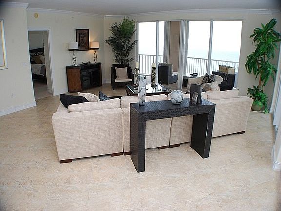 3rd image of 4180 N A1a APT 205B