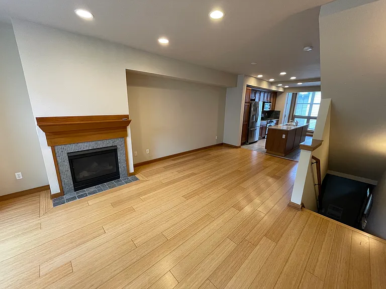718C Nob Hill Ave N #C — Photo 3