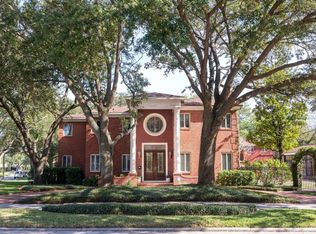 201 W Davis Blvd, Tampa, FL 33606