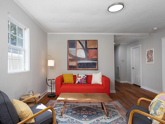 4th image of 502 Canal St