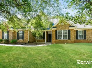 389 Glouchester Dr, Locust Grove, GA 30248