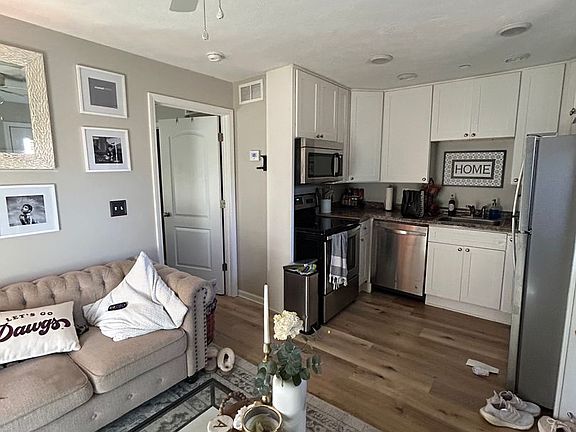 3rd image of 306 Central Ave #120-2