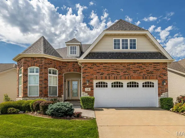 14 Burgundy Place Dr, Dardenne Prairie, MO 63368