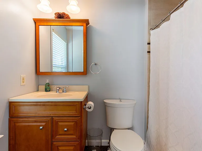 12 Chelsea Ct — Photo 22