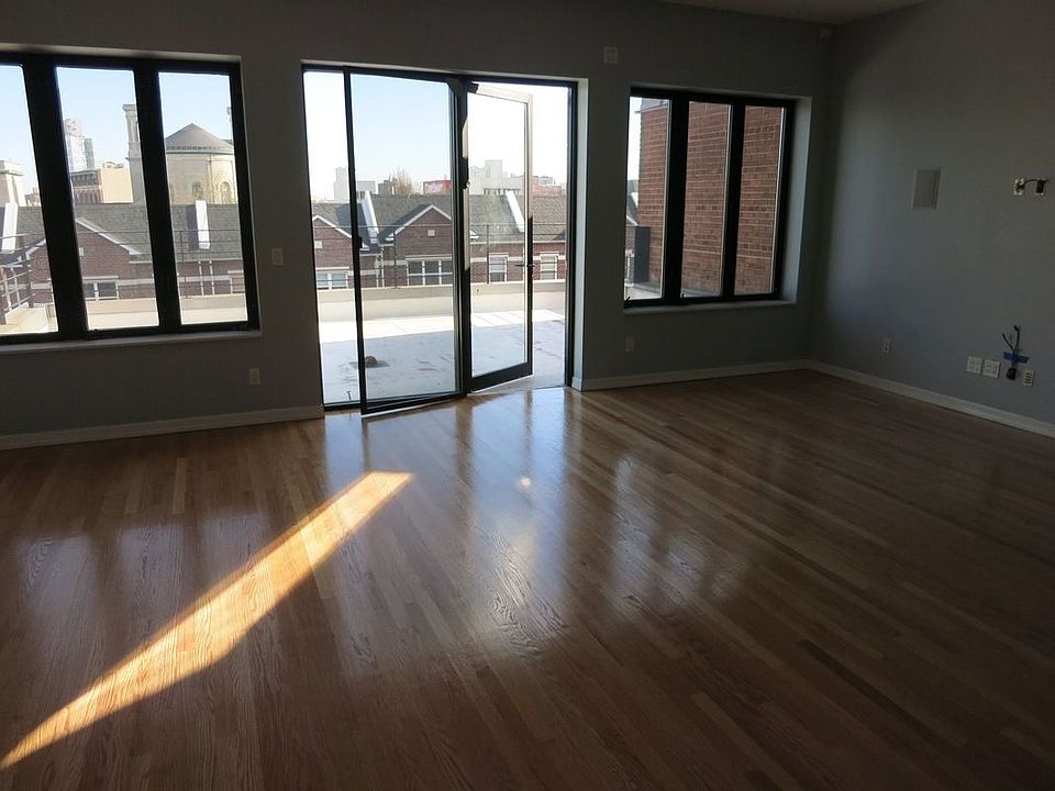 1st image of 672 Bergen St #3