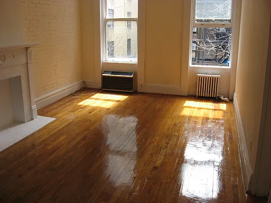 Rented by Prince Real Estate Associates LLC | media 19