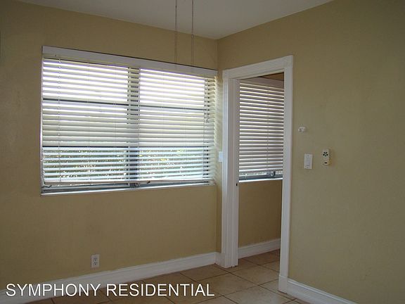 4th image of 1941 NE 51st St #11