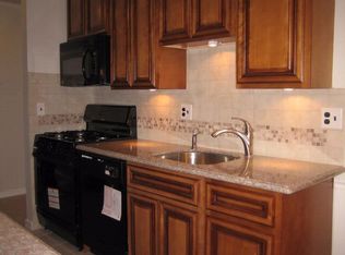 17K River Rd, Nutley, NJ 07110
