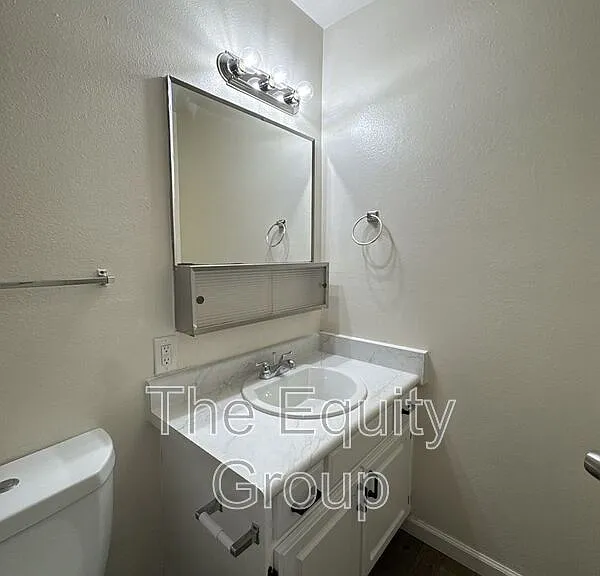 1426 W Elowin Ave — Photo 19