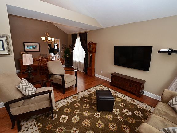 4th image of 12544 Whippoorwill St