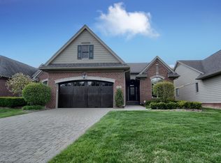 5650 Pembrooke Xing, West Bloomfield, MI 48322