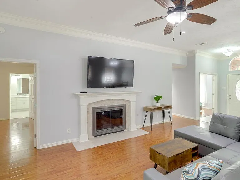 6610 Timber Square Ct — Photo 3