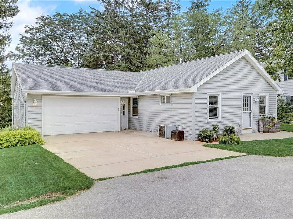 W346N5340 Elm AVENUE, Okauchee, WI 53069 Zillow