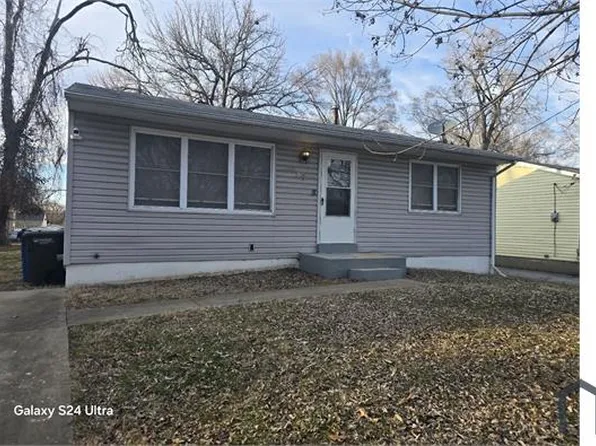 183 Elbring Dr, Saint Louis, MO 63135