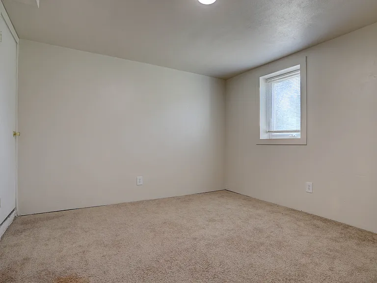 16280 W 14th Ave — Photo 8