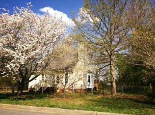 106 Sullivan Ct, Gibsonville, NC 27249