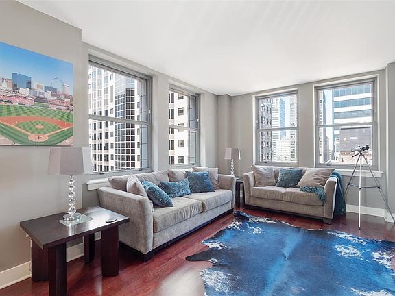 4th image of 314 Broadway #1603