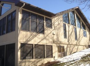 9722 Nabozny Dr, Milan, MI