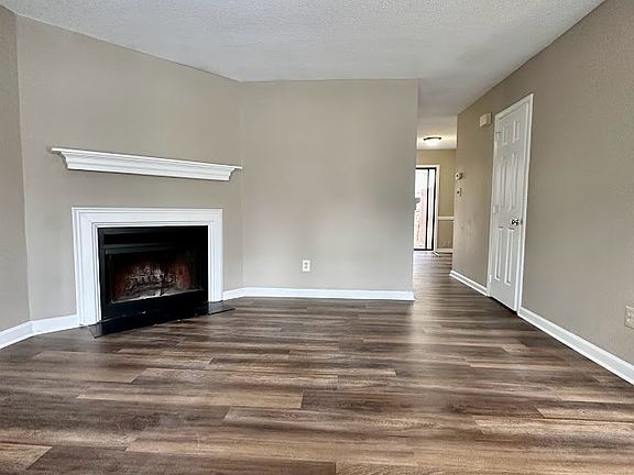 4th image of 6611 English Ivy Ln